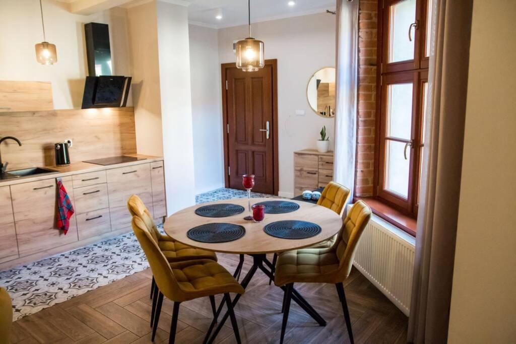 Ferienwohnung Gold Garden Thorn Exterior foto